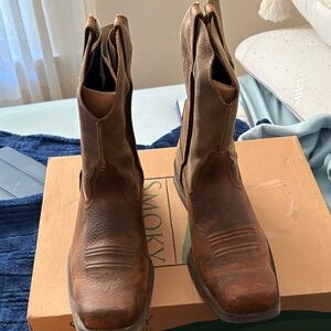 Ariat Men's Two-Tone Brown Leather Boots